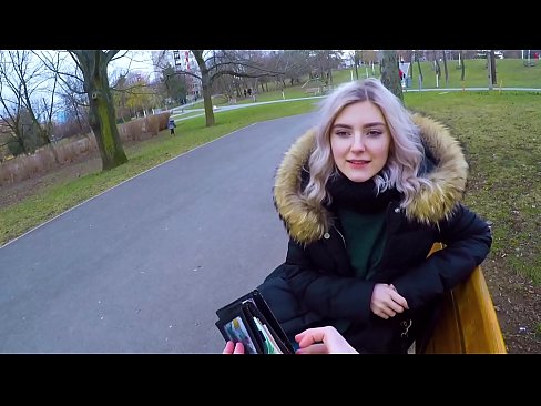 ❤️ Swallows hot cum coigreach airson airgead - blowjob anns a 'phàirc le Eva Elfie Porno fb  aig gd.fotonovelasxxx.ru ❌️